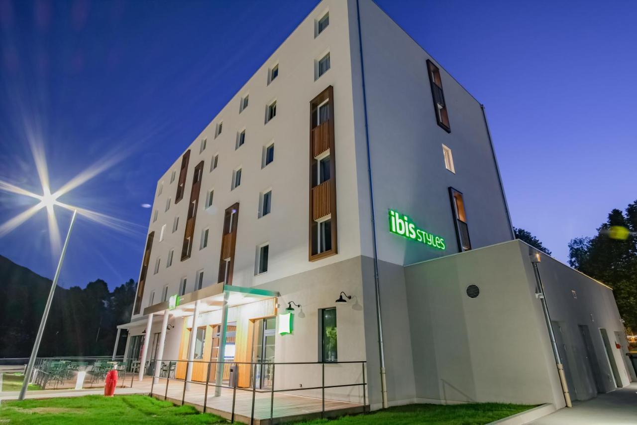 Ibis Styles アルベールヴィル エクステリア 写真