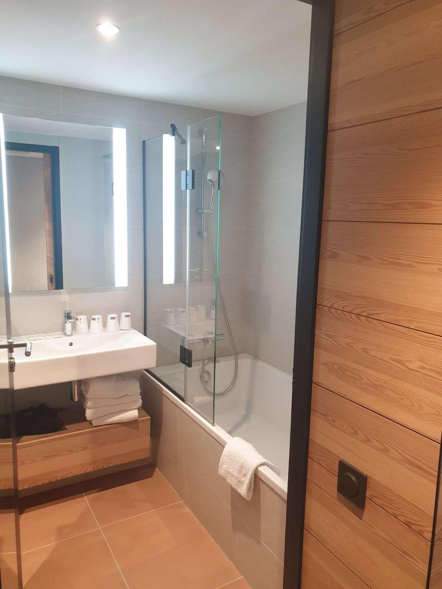 Ibis Styles アルベールヴィル エクステリア 写真